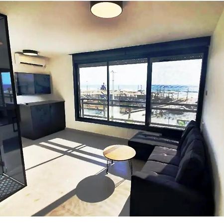 Ryo 11 דירת נופש חדשה על חוף הים נוף לים Apartment บัตยัม ภายนอก รูปภาพ