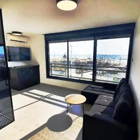 Ryo 11 דירת נופש חדשה על חוף הים נוף לים Apartment บัตยัม ภายนอก รูปภาพ
